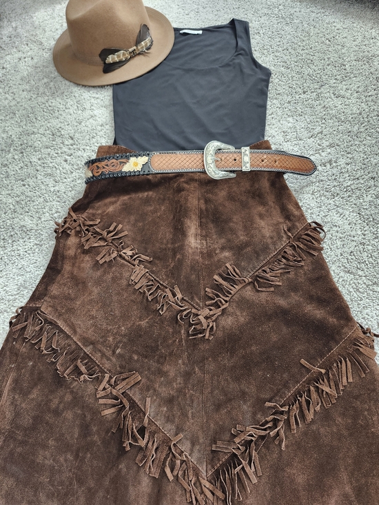 Italian leather. Dresses & Skirts - Brown Suede Fringe Midi Skirt Extra Small Made In Italy Genuine Leather Festival